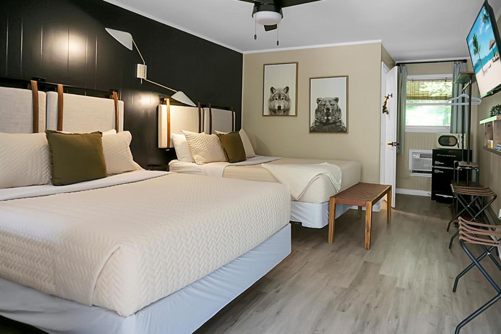 Hickory Falls Inn Чимни-Рок Экстерьер фото